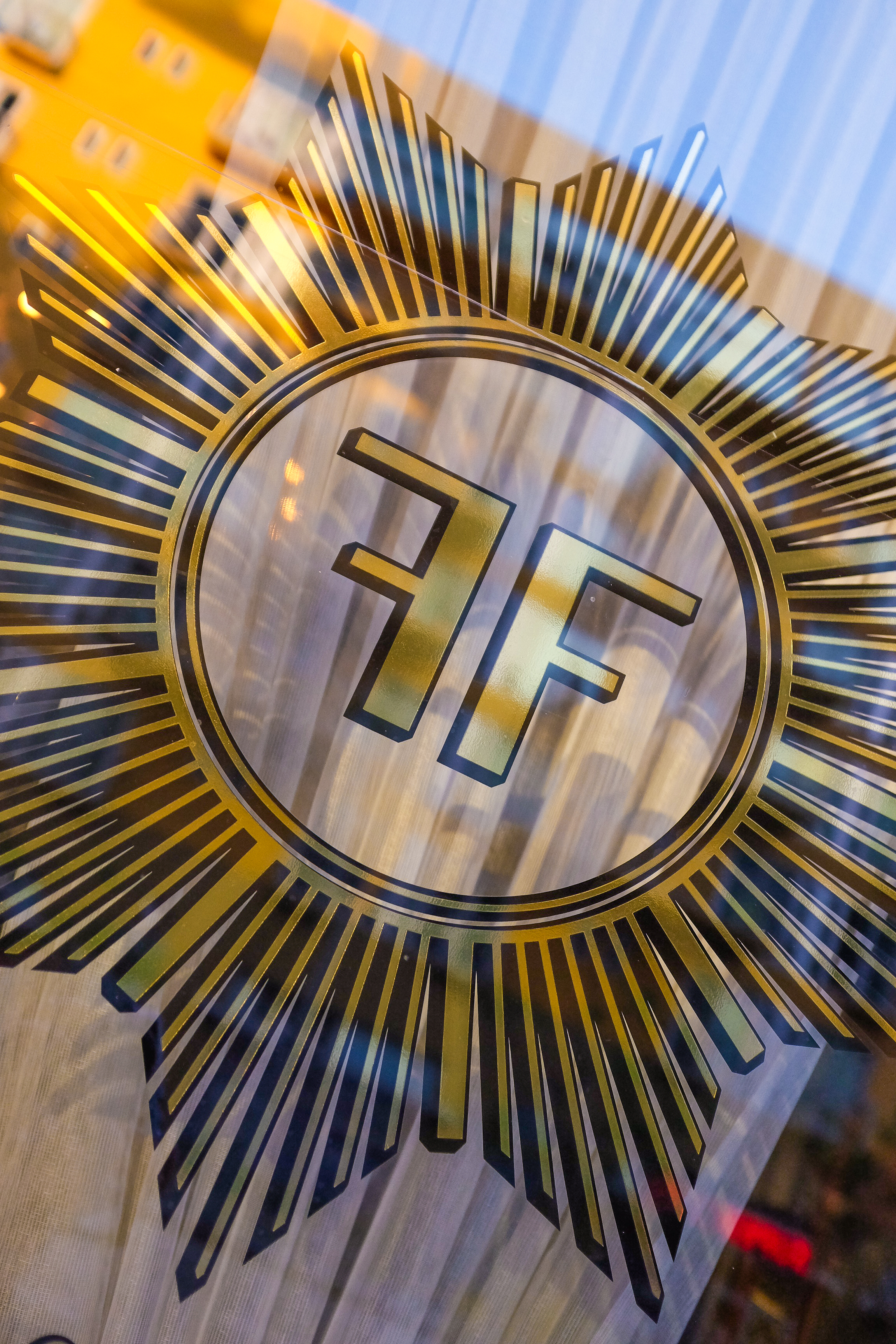 FUJI8209 Faith & Flower