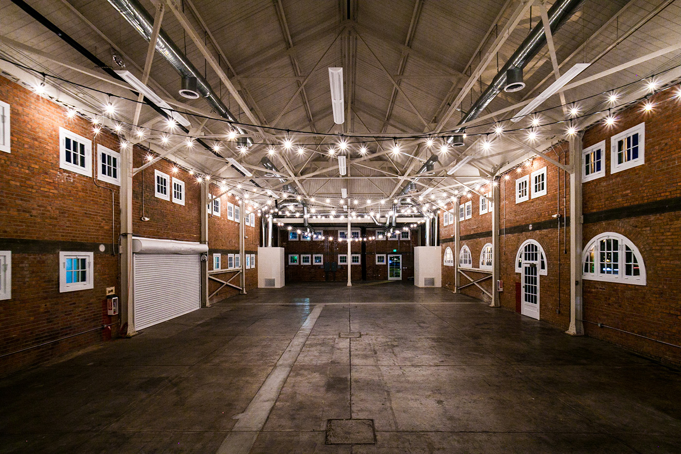 828-events-interior-mrktlites BRICK