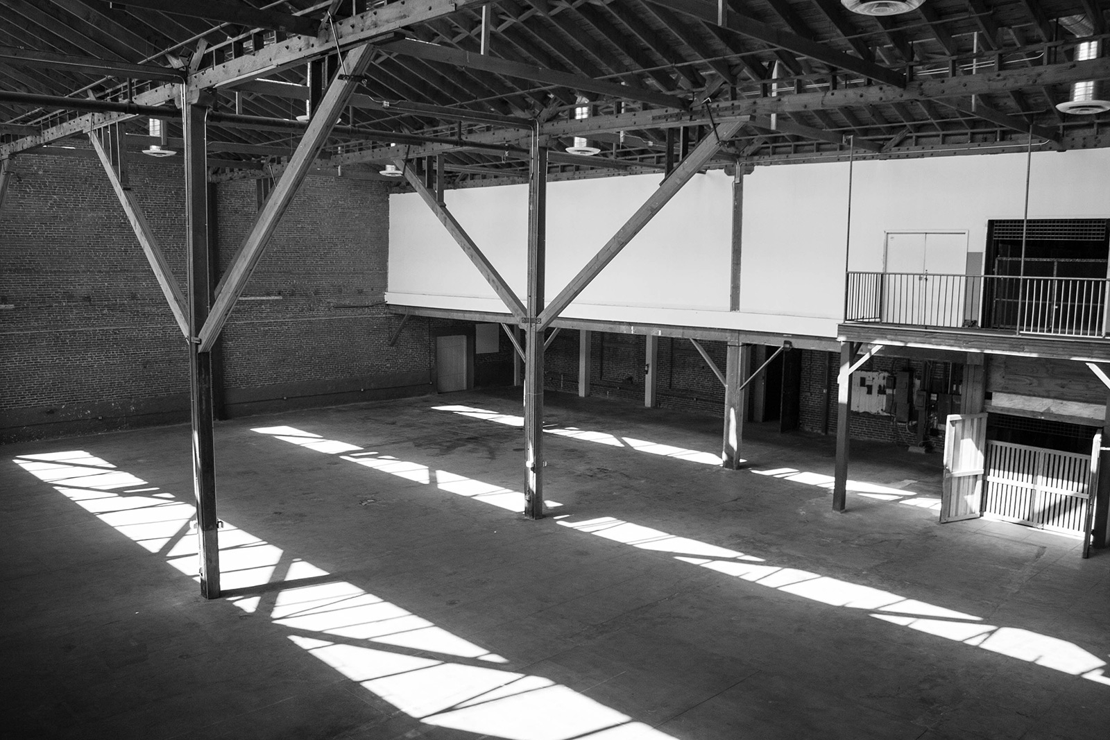 440raw_01-7 440 Seaton