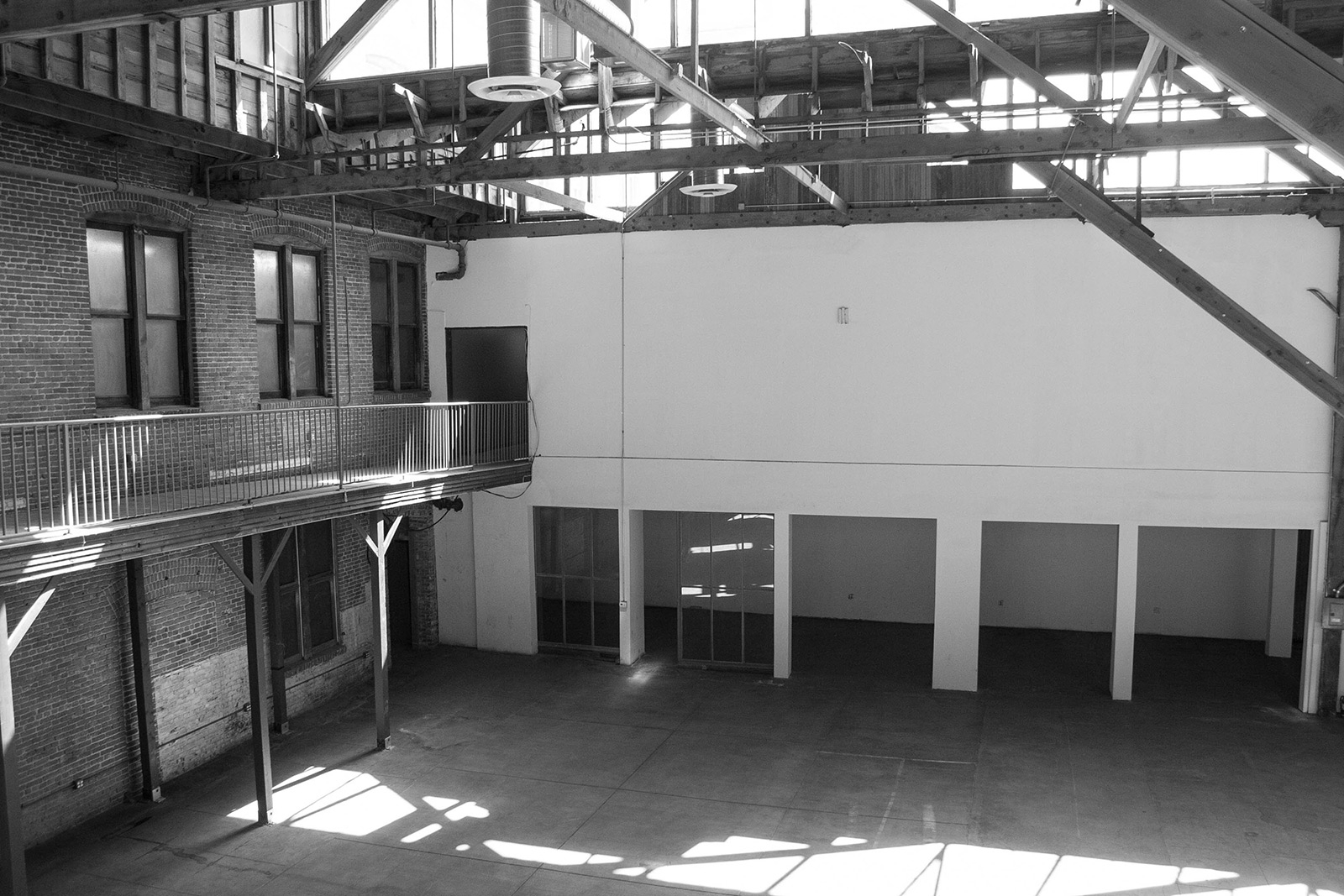 440raw_01-8 440 Seaton