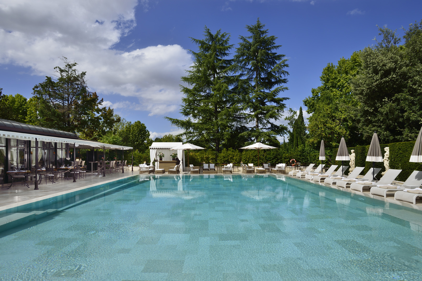 Pool (1) Villa Cora