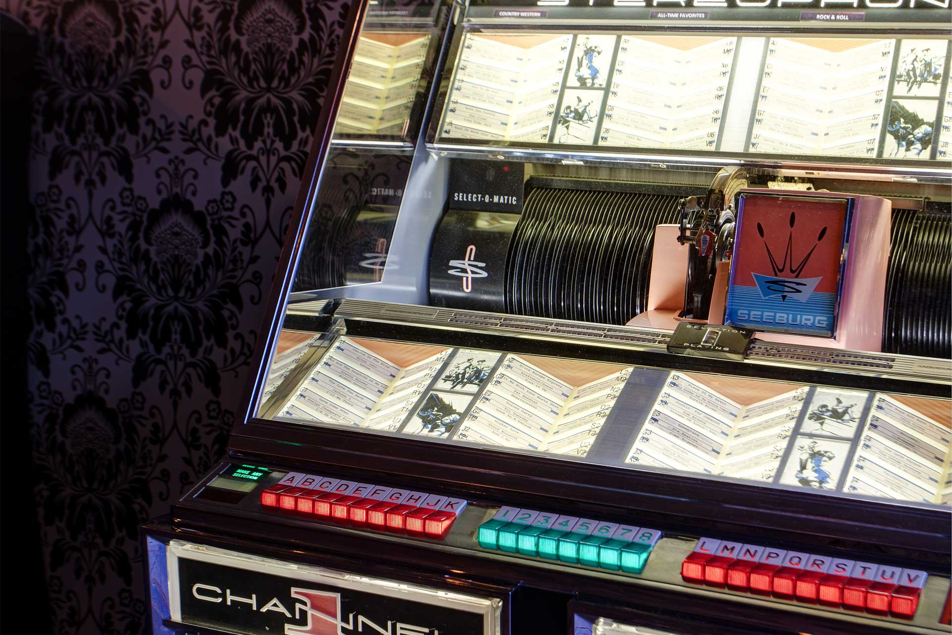 14 (1) Park on Fremont