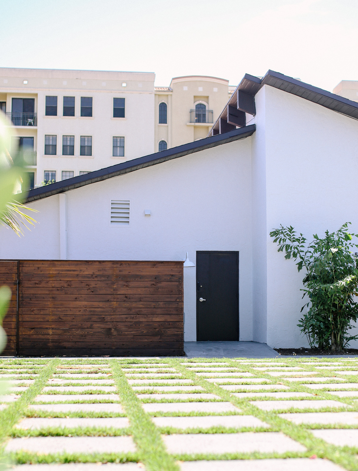 social house-1-3 Social House