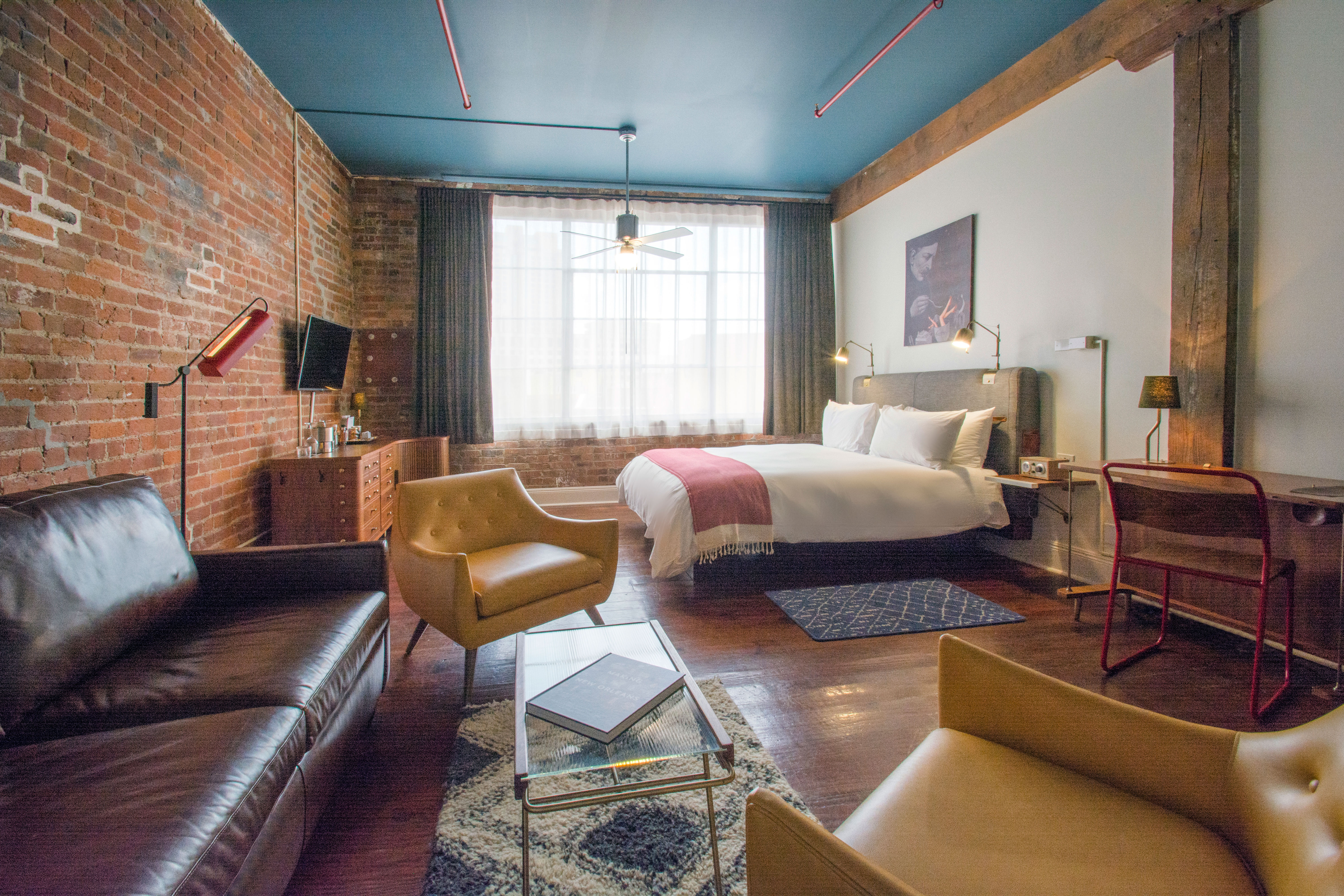 77_325_3_suite-4522 The Old No. 77 Hotel & Chandlery