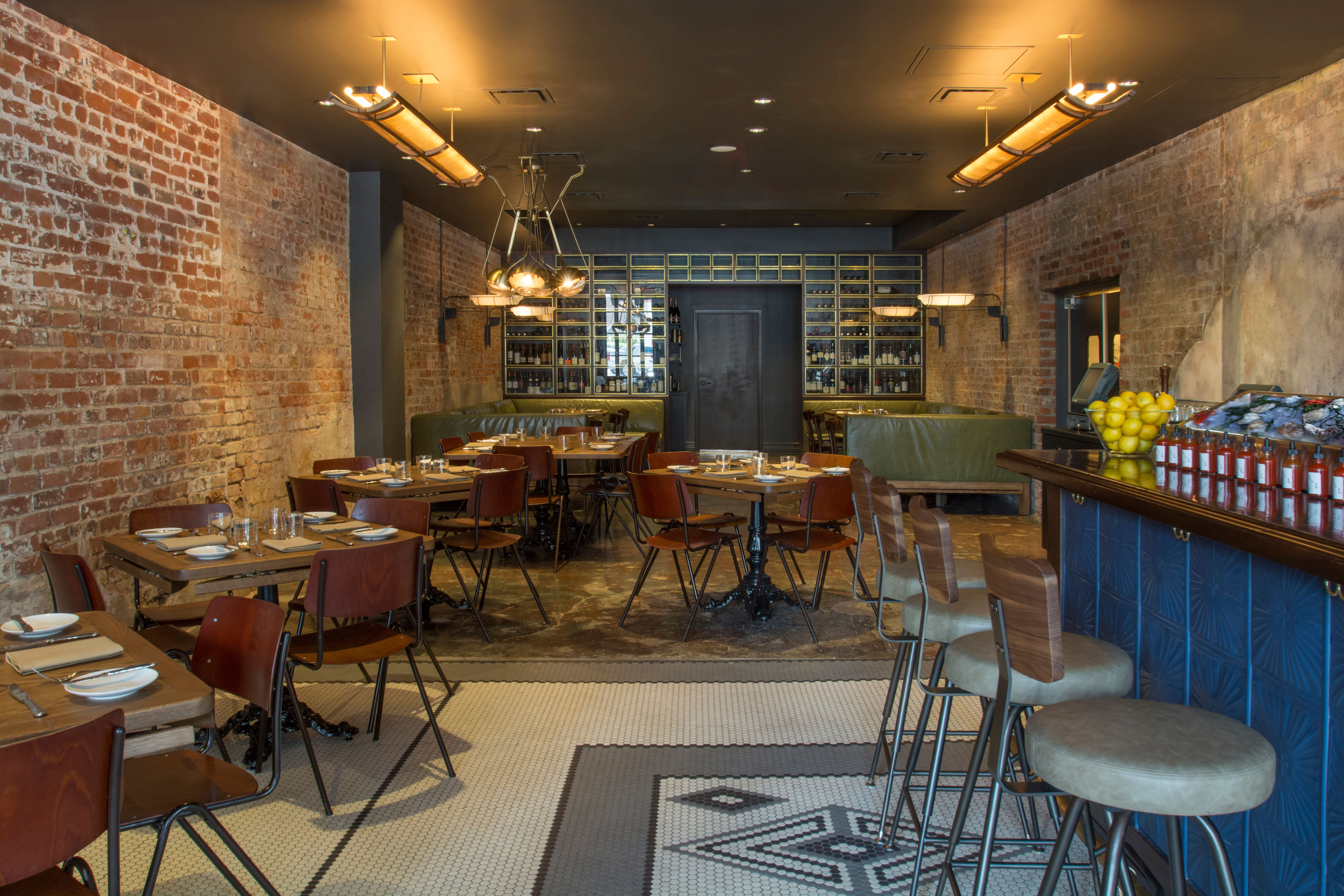 77_comperelapin_0005 The Old No. 77 Hotel & Chandlery