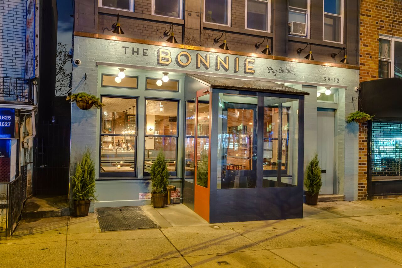 Outside night shot The Bonnie