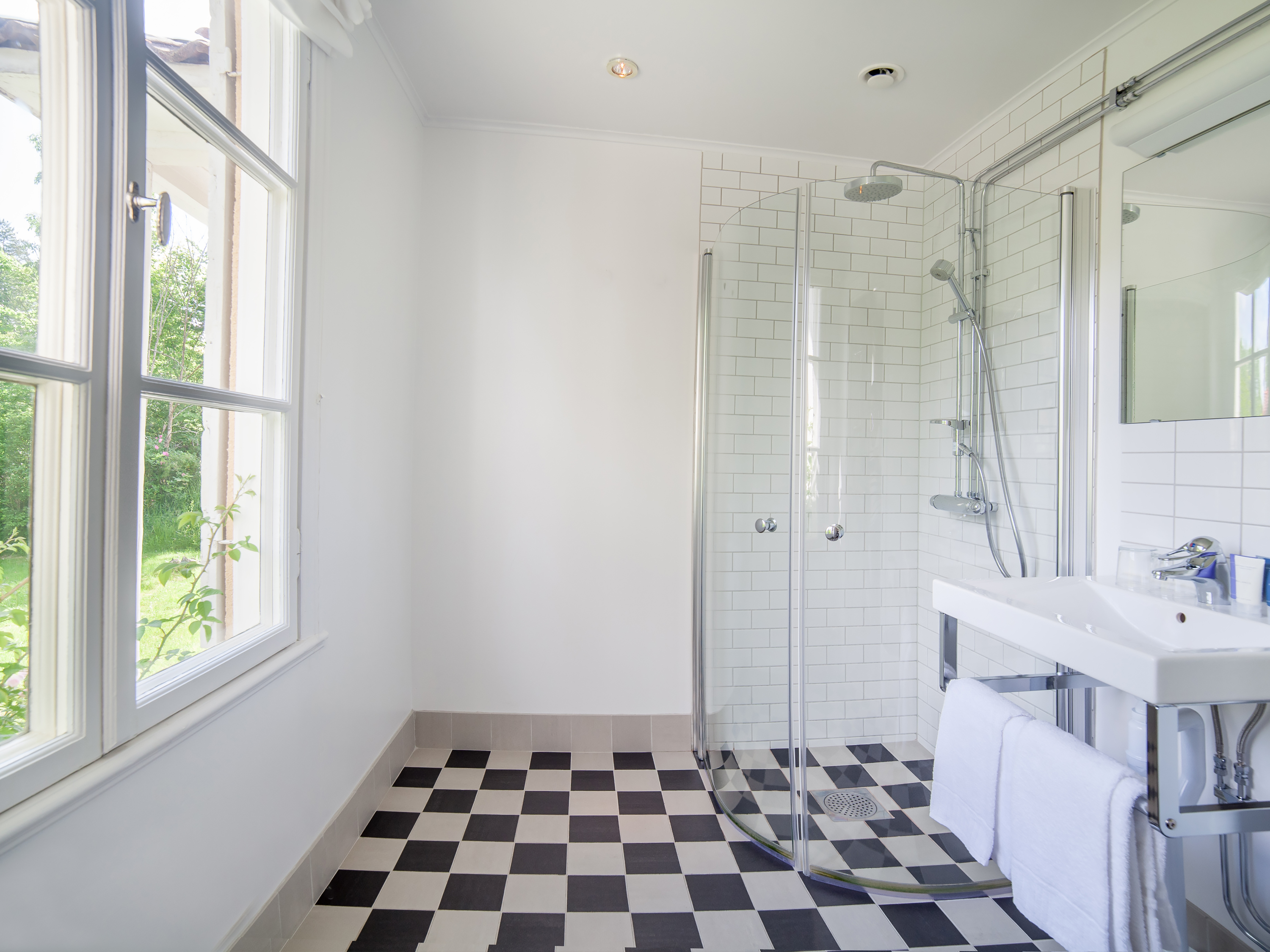 Bathroom double-Gorvalns Slott 3000x2250 Görvälns Slott