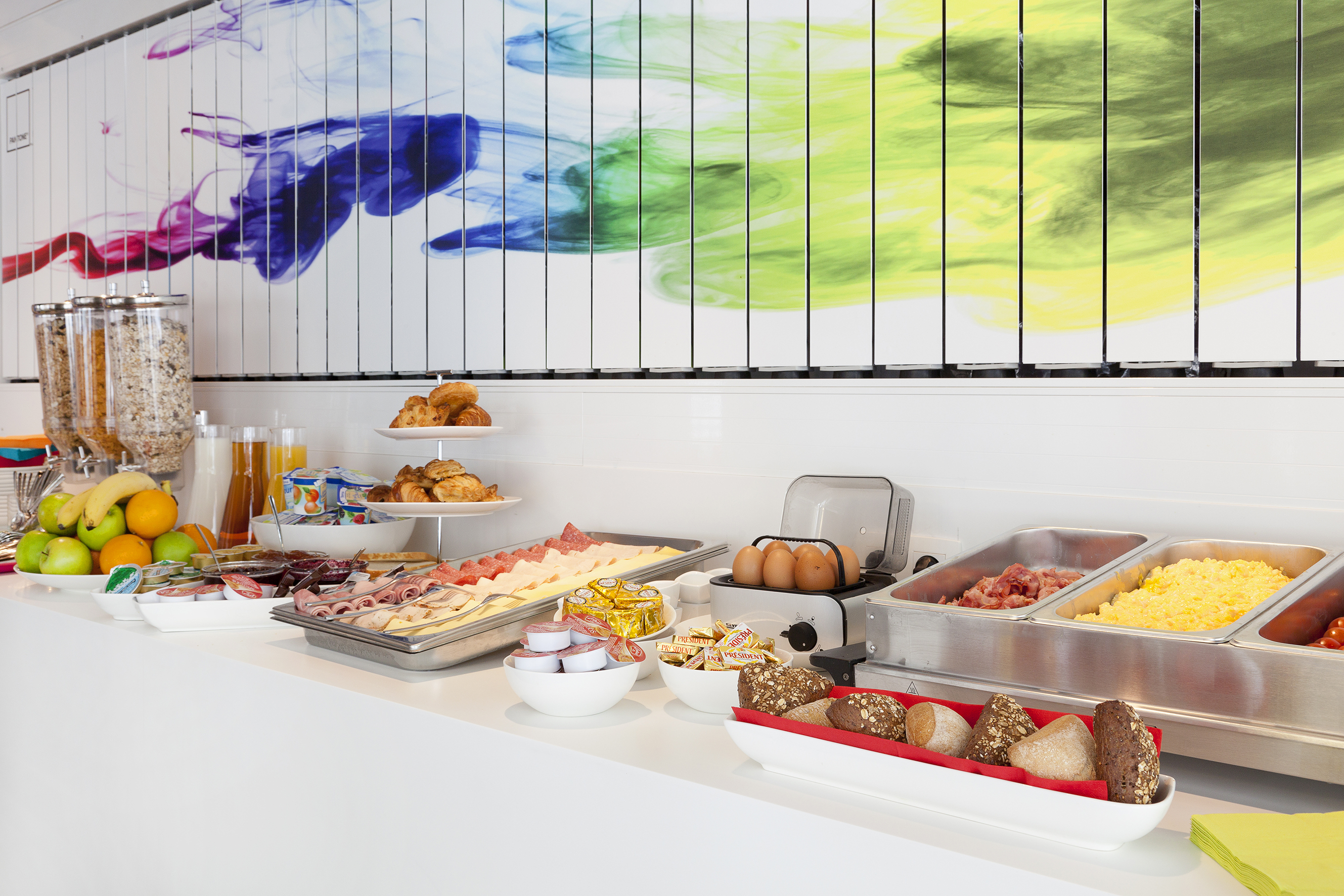 PantoneHotel_010 The Pantone Hotel