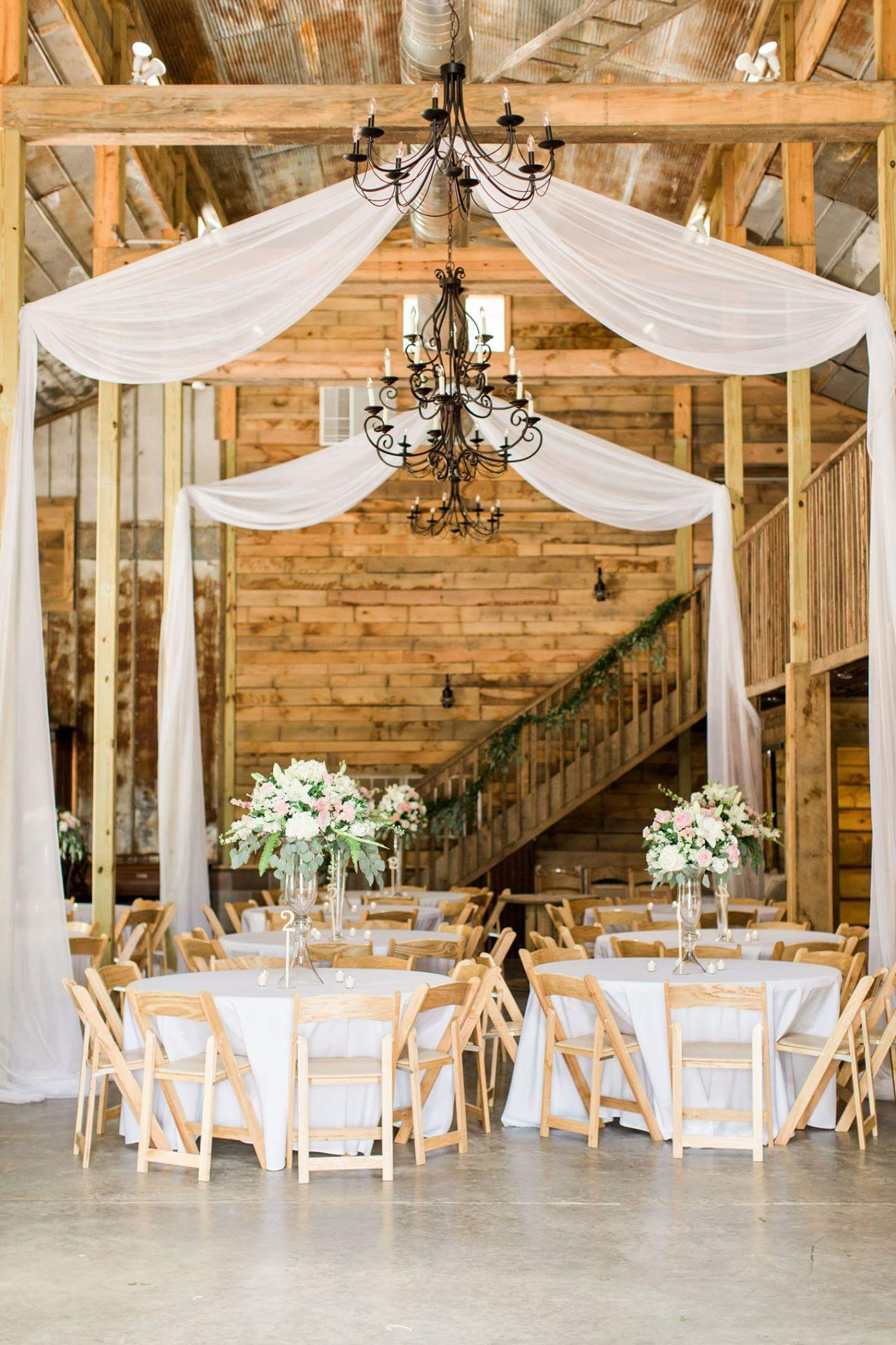 image (3) The Barn at Sleepy Hollow