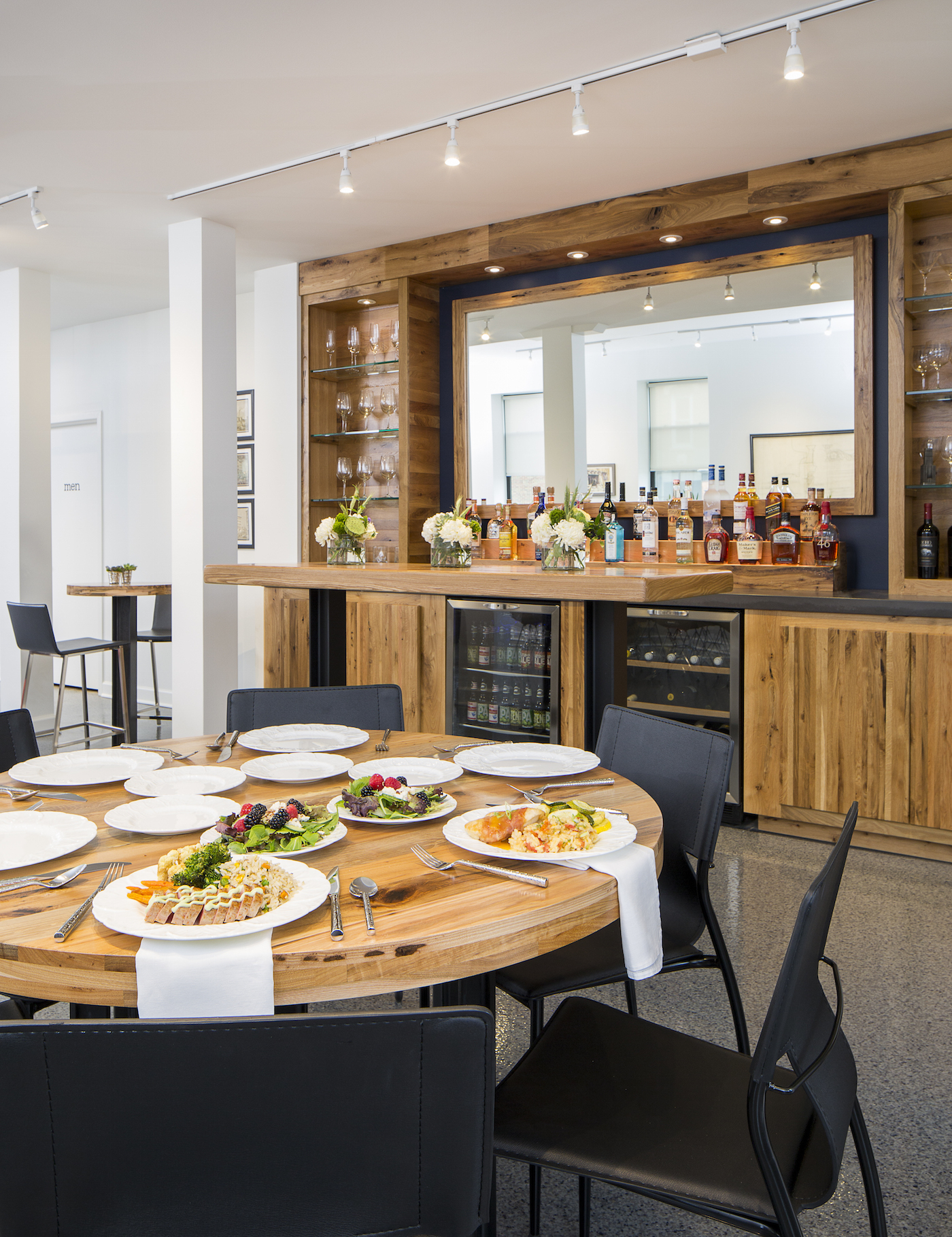 ReclaimedTable_10999 The Showroom on Hubbard