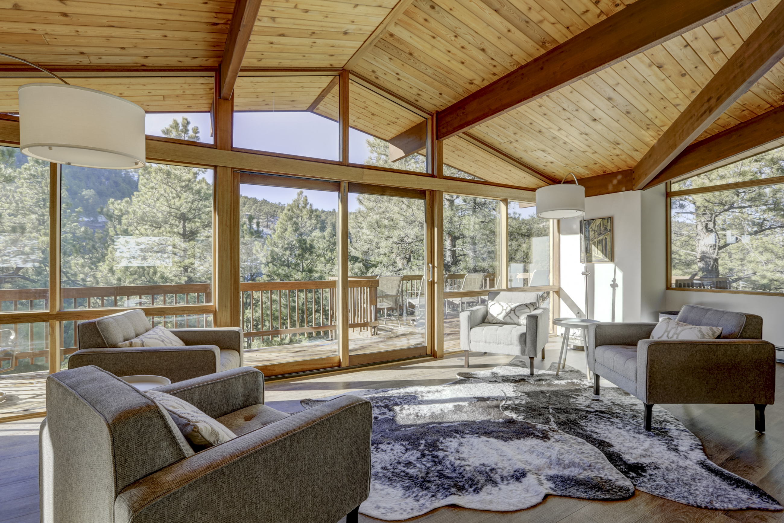 Valley Ln-1* The Deck House