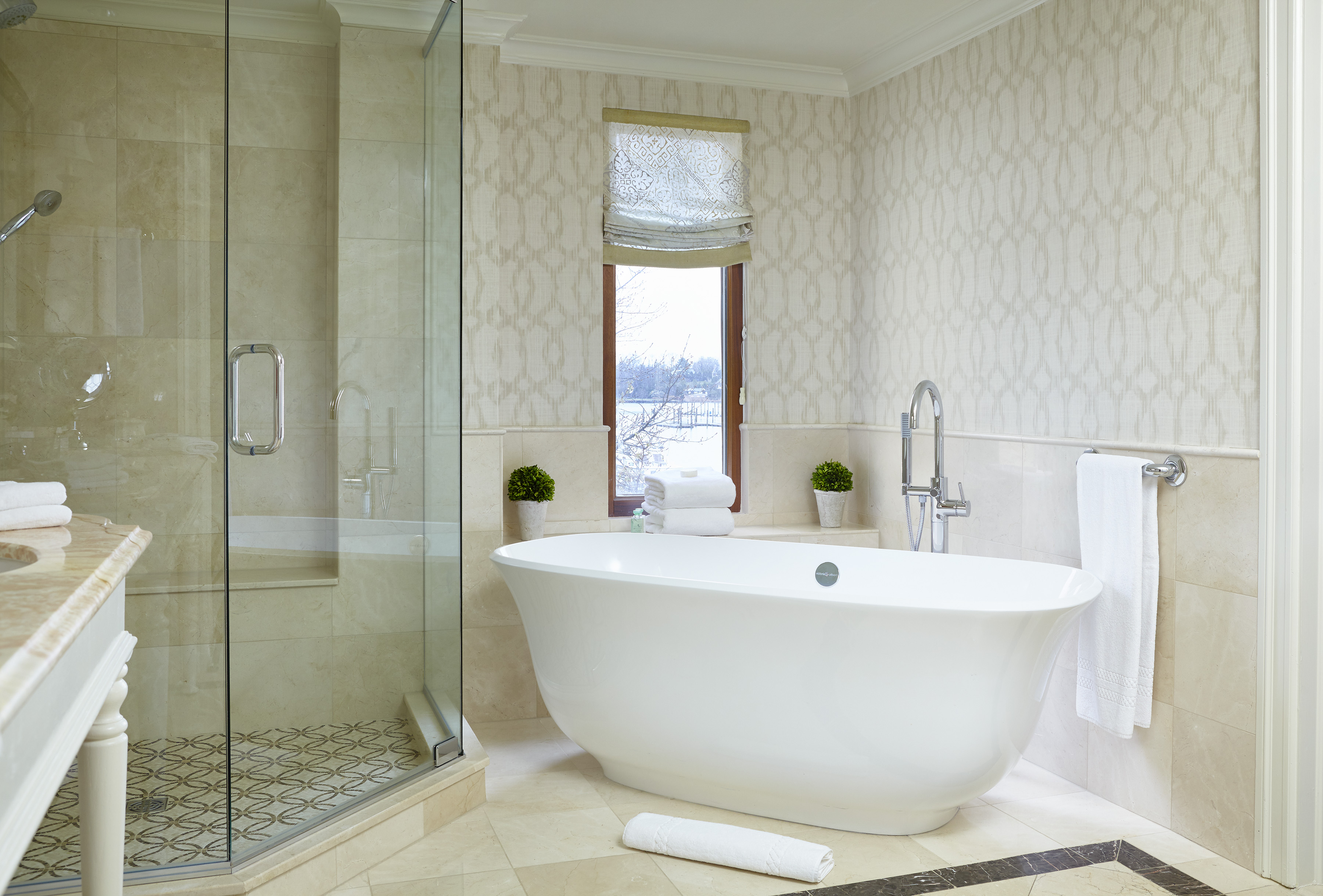 DELAMAR Greenwich Harbor