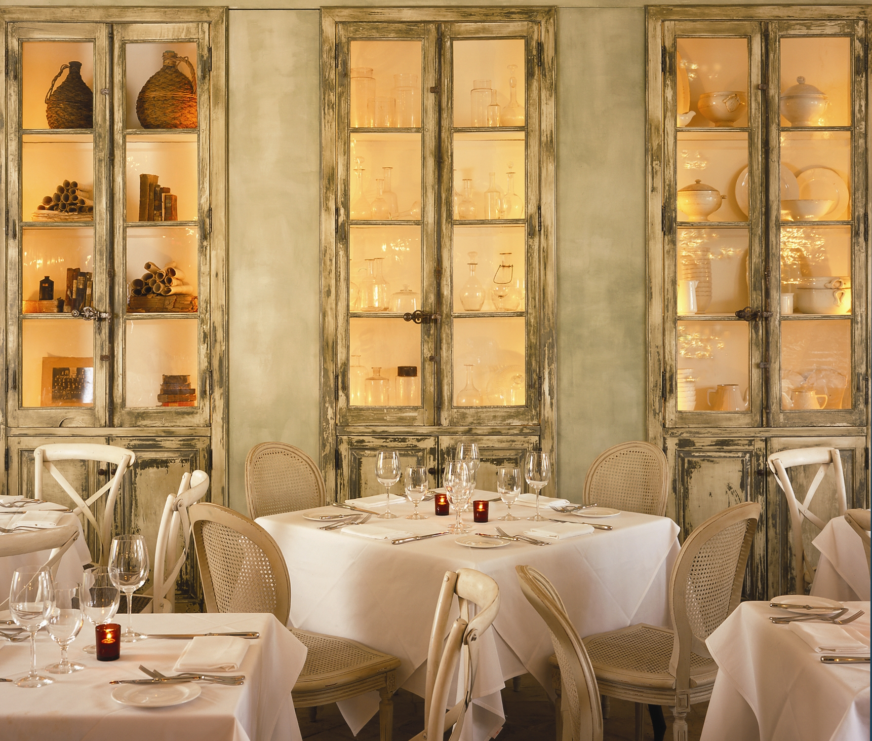 DELAMAR Greenwich Harbor