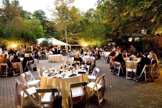 Evening dinner in the courtyard Cator Woolford Gardens