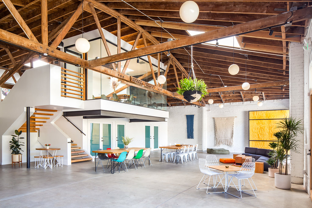 OP0121-HDR Office Party