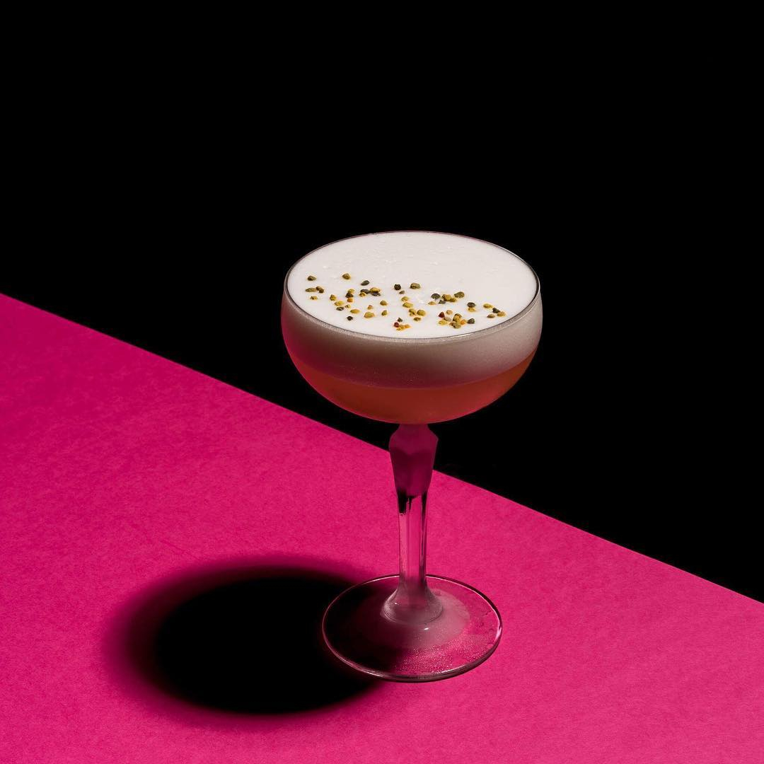 25352158_395736254192676_2547455764151282519_o Love bar