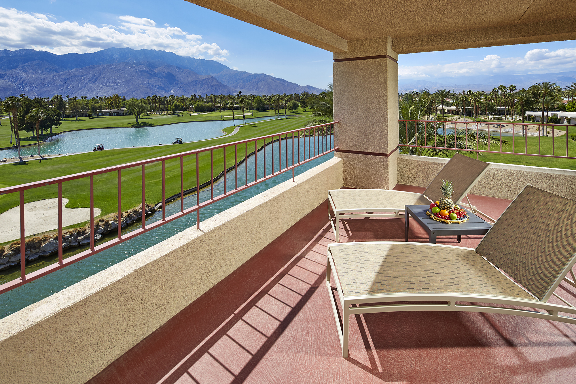 Doubletree by Hilton Palm Spring Golf Resort