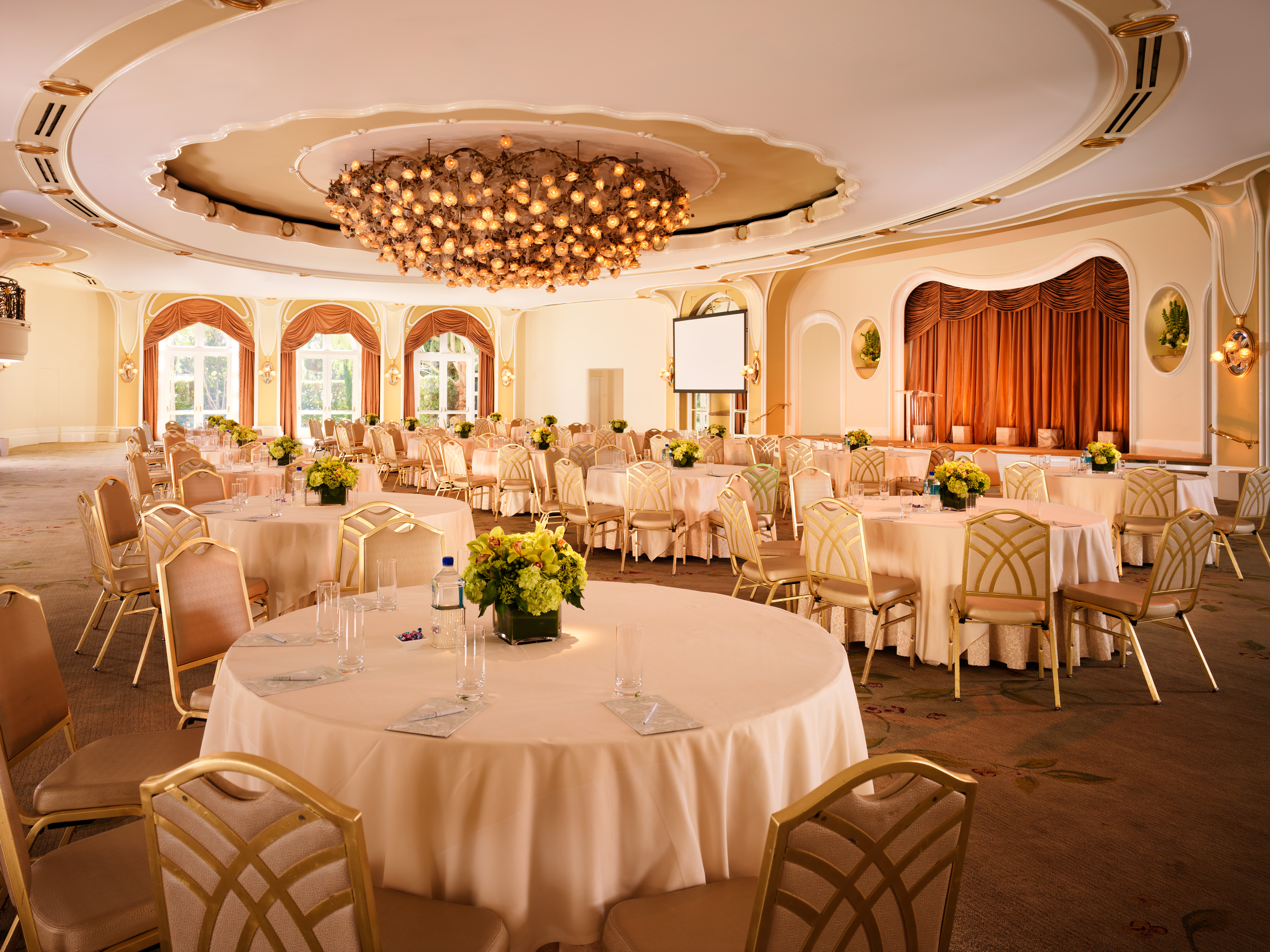 Crystal Ballroom Meeting - crescent rounds (2) The Beverly Hills Hotel