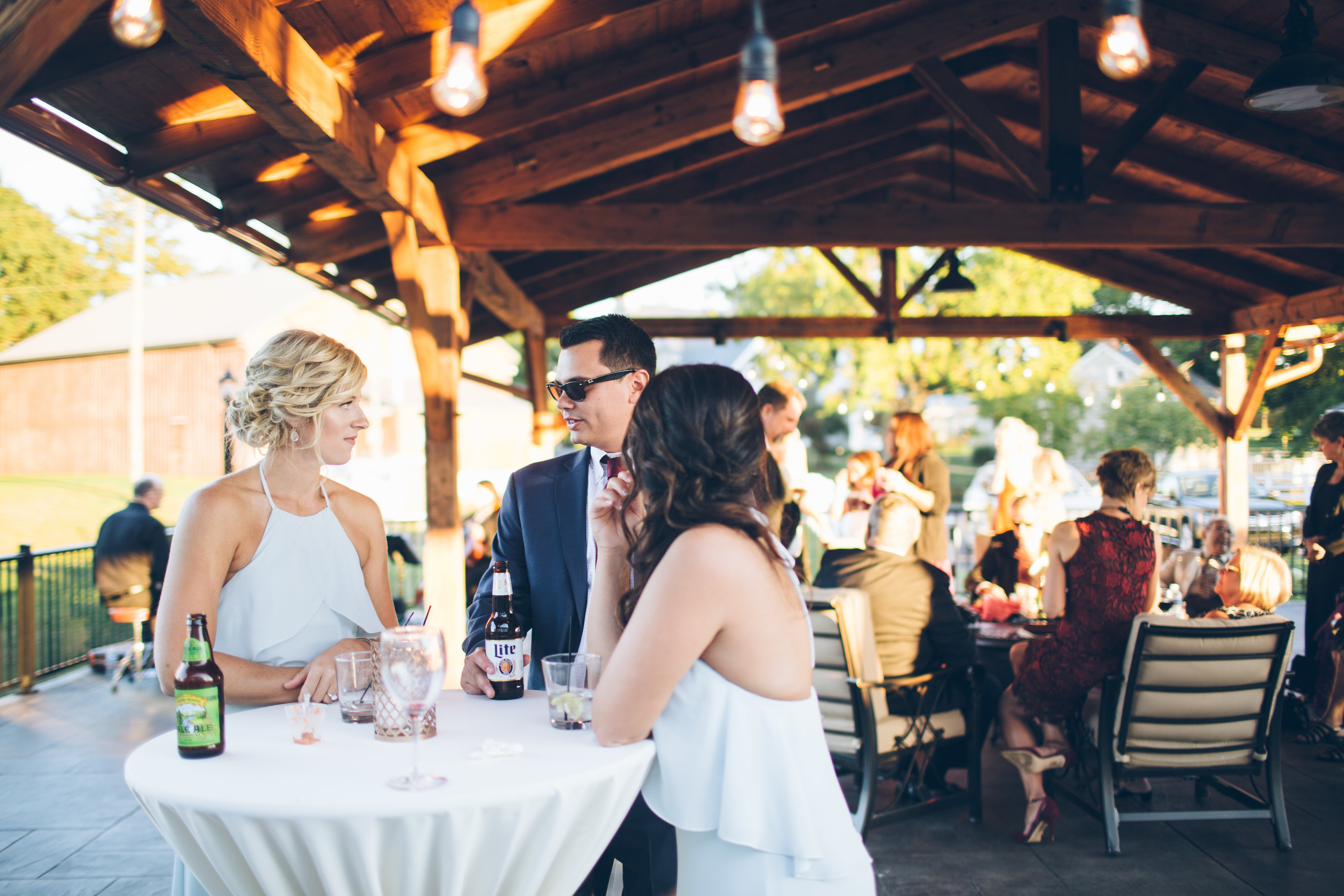 Aaren Lee Photography Cocktail Hour The Barn at Silverstone