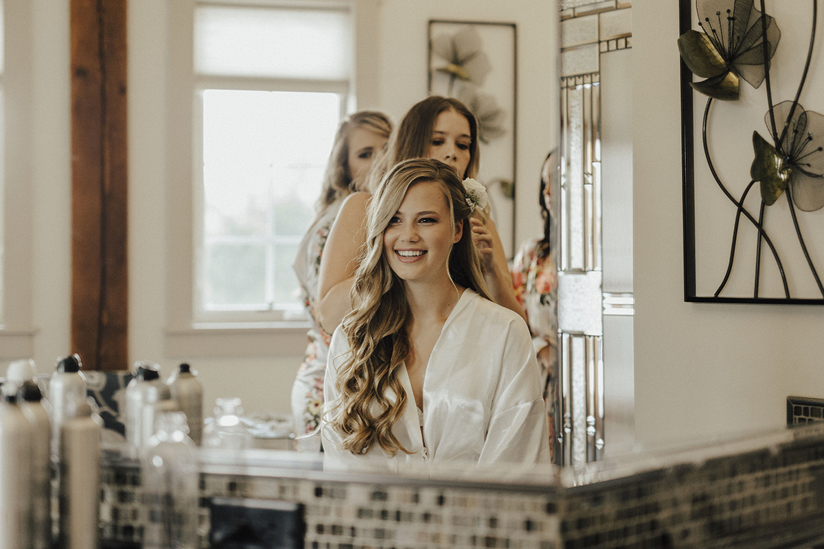 Erin Krespan Photography Bridal suite The Barn at Silverstone