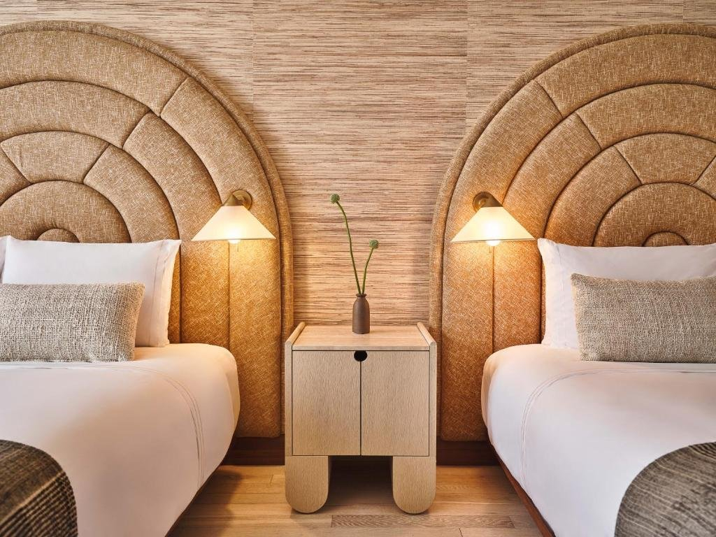 Santa Monica Proper Hotel