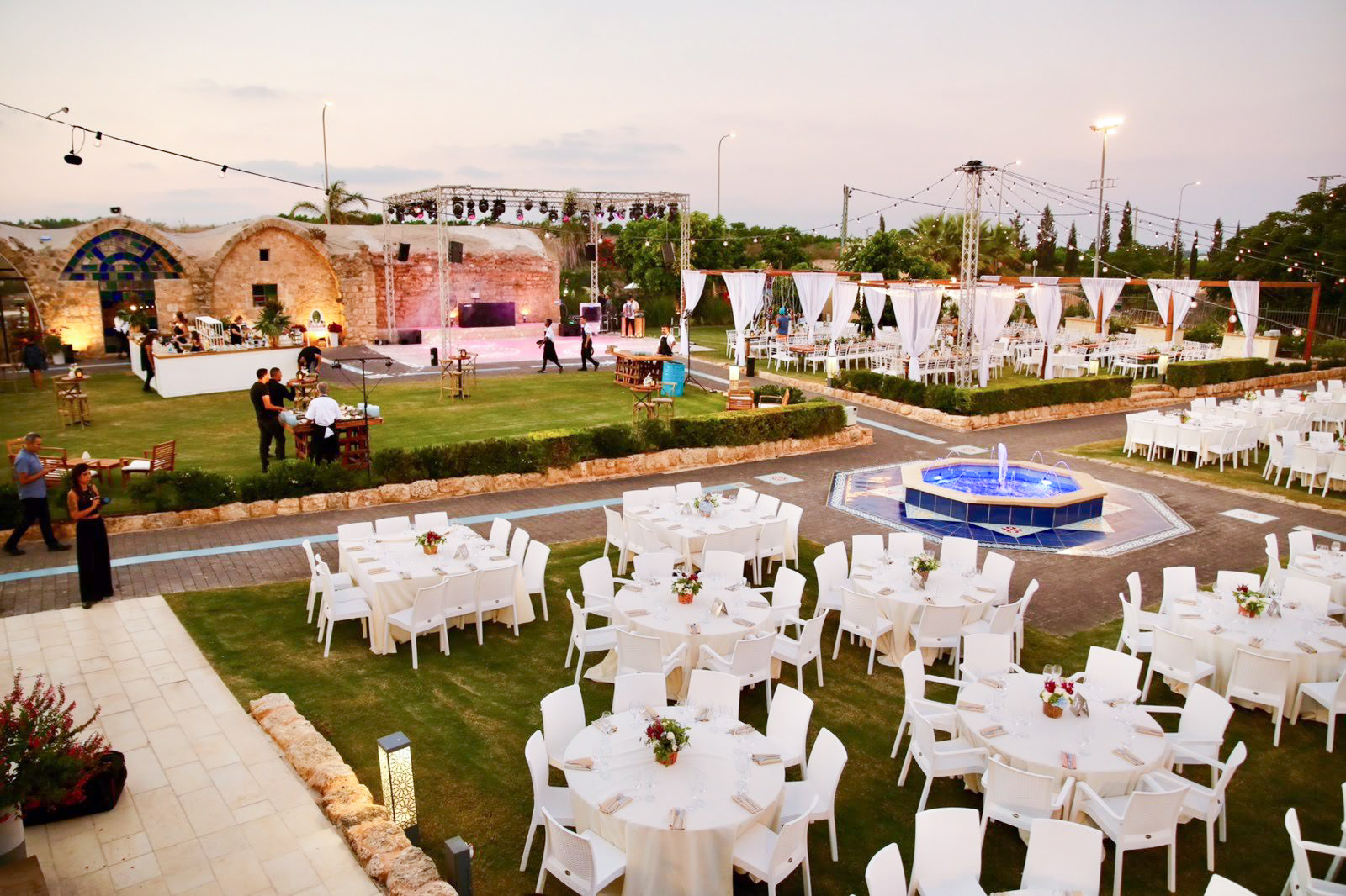 TheVenueReport-BurgeBinyamina-09 Burge Binyamina