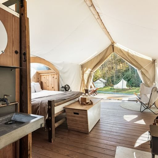 0I6qUlxF Under Canvas Great Smoky Mountains