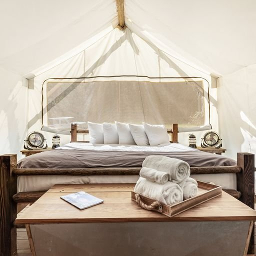 BwA_OXTx Under Canvas Great Smoky Mountains