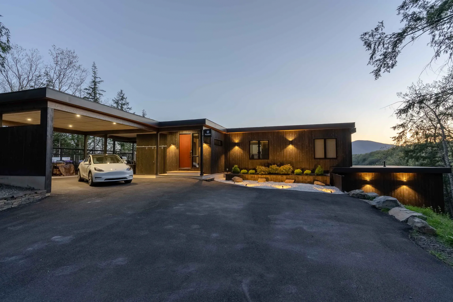 Wander Hudson Valley