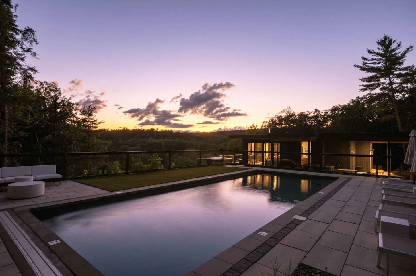 Wander Hudson Valley