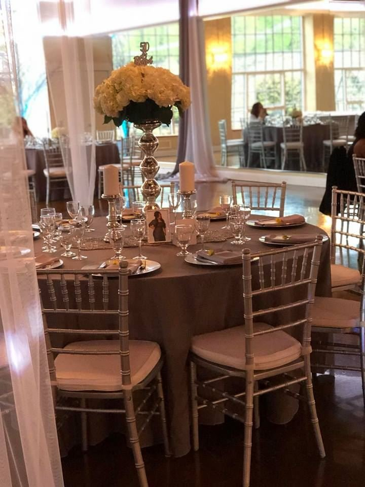 2362635_lg The Kairos Room