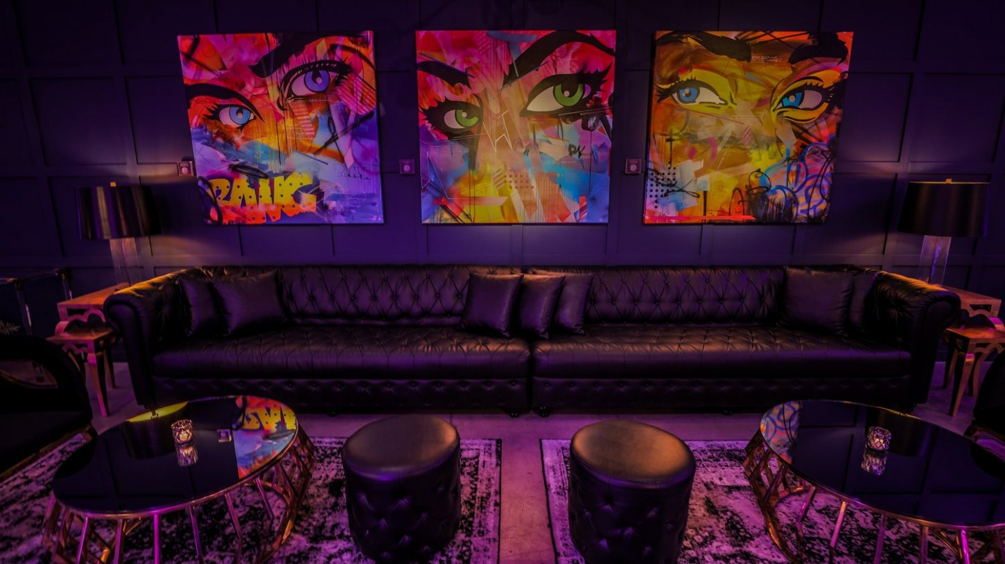 GN5A0209 TwoFortyThirty