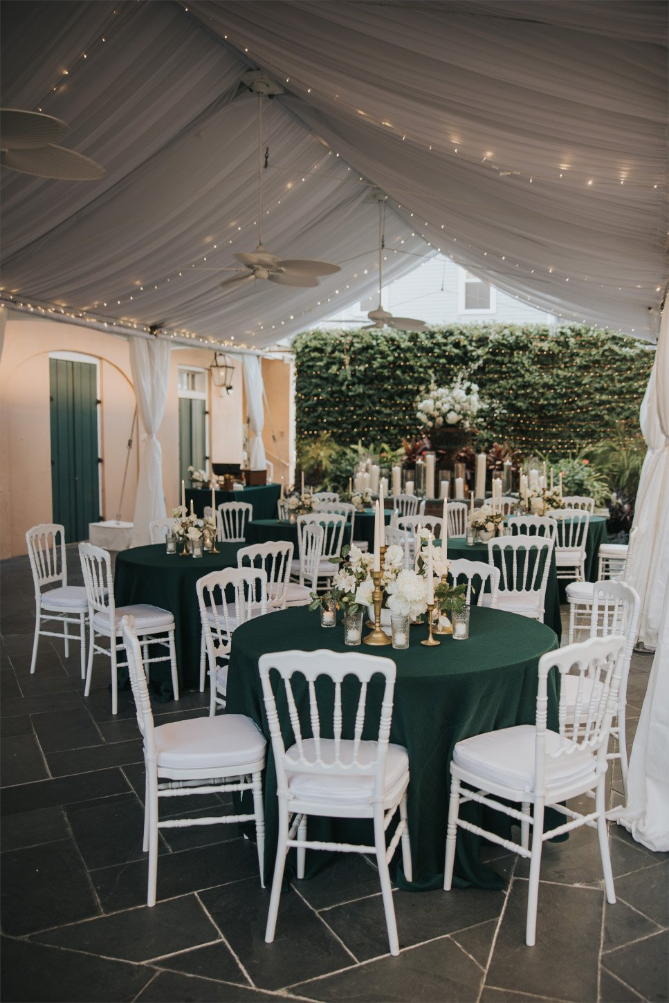 Royal Frenchmen Hotel & Bar