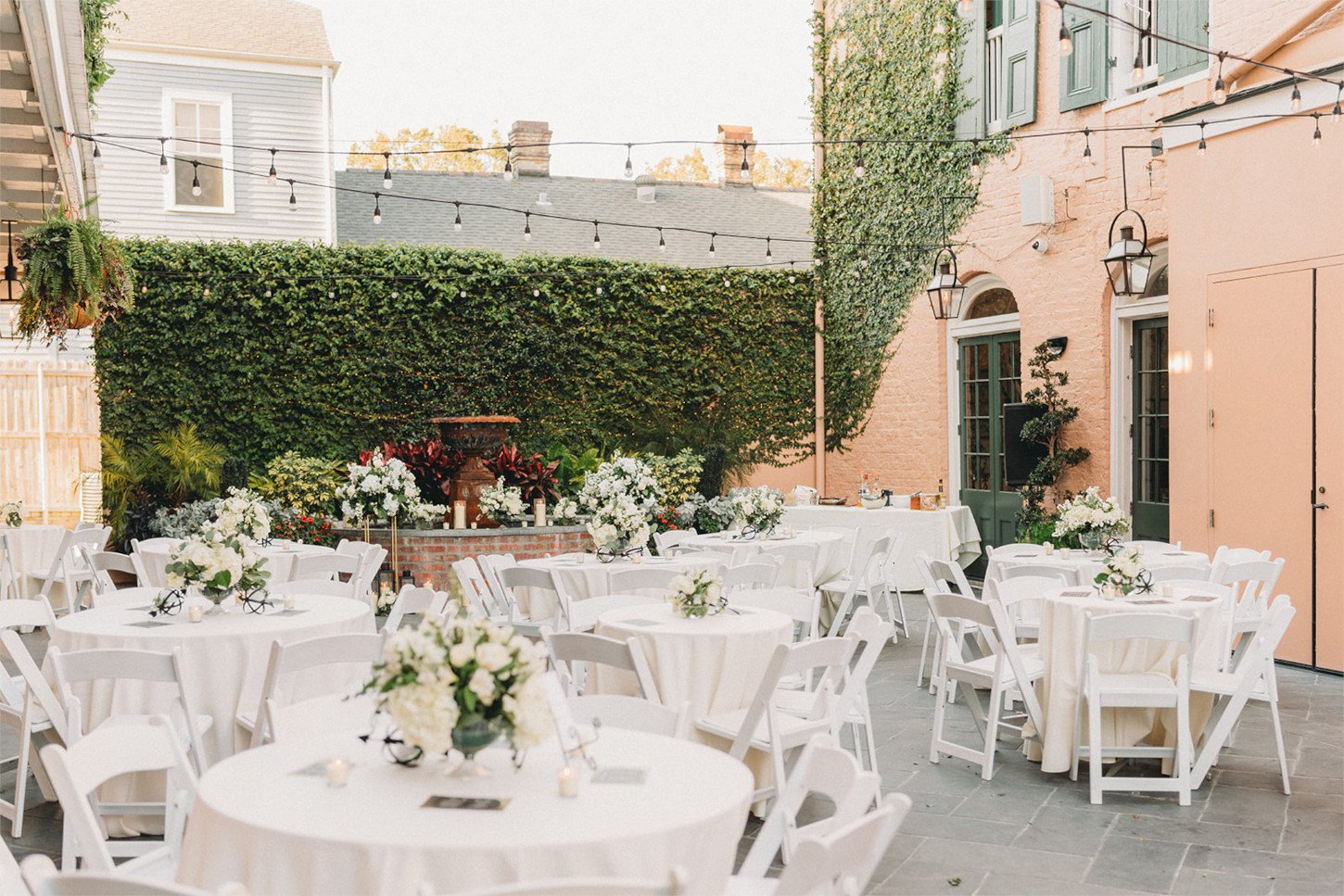 Royal Frenchmen Hotel & Bar