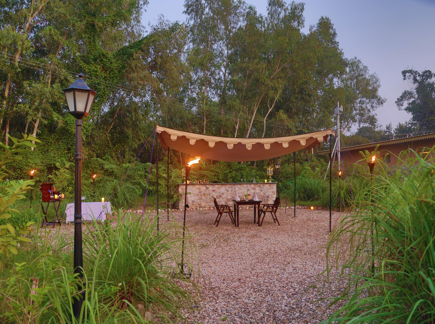 Venue Dining Aalia Jungle Bandarjudh