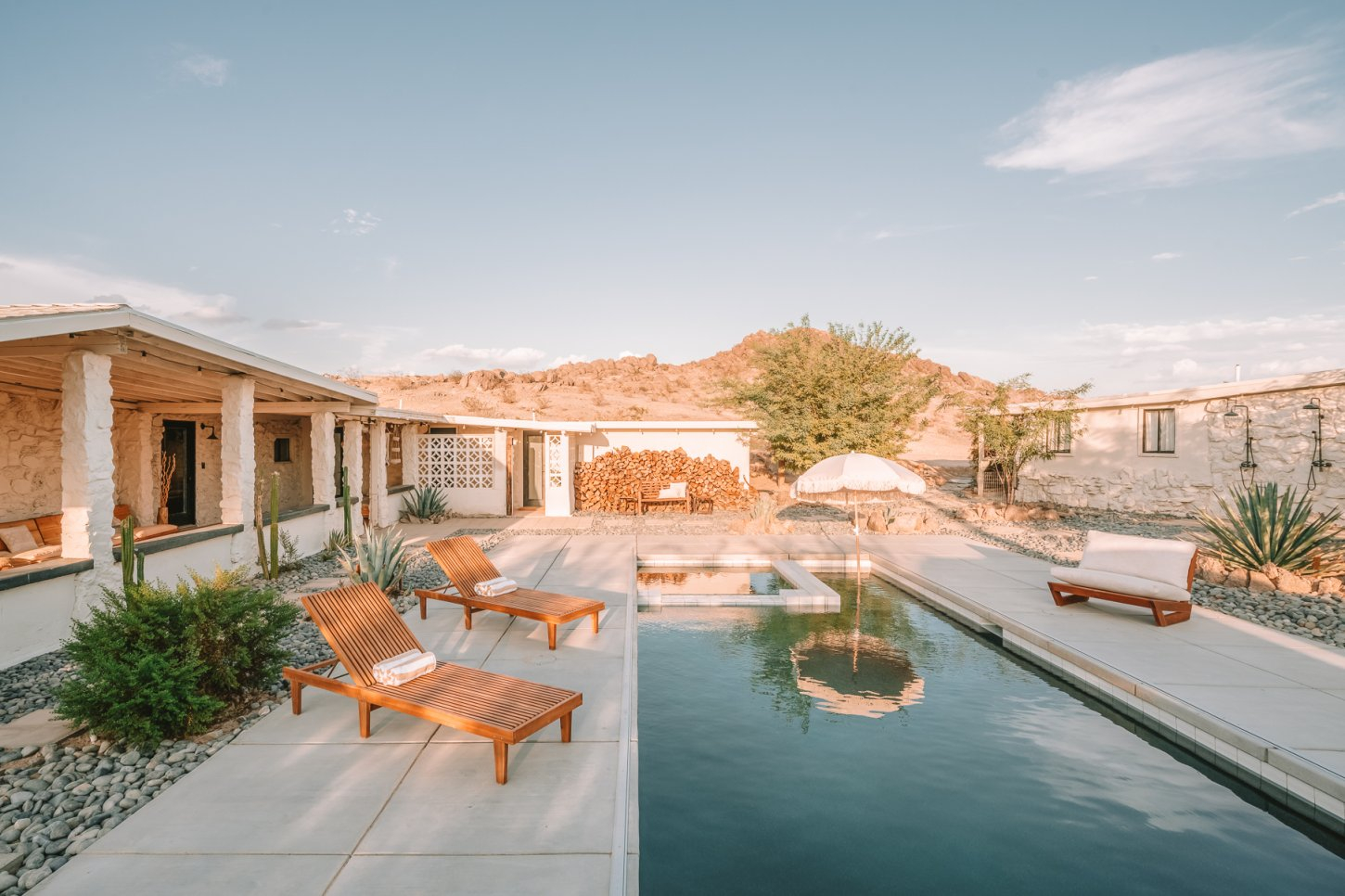 MLS Size-45 Nowhere California