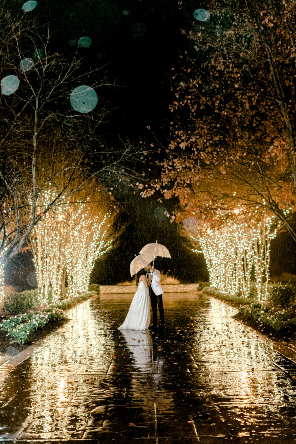 bride-and-groom-175 LANDSDOWNE RESORT