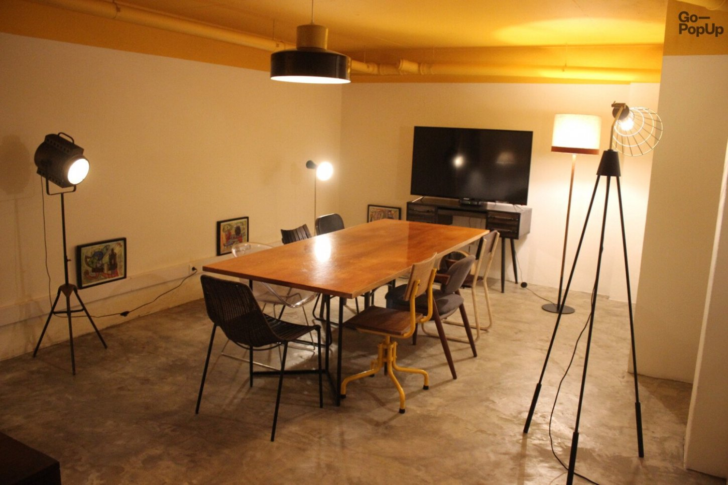 Sala Clan UNOBVIOUS Lab