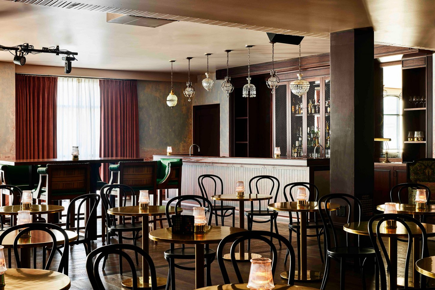 221004_The_Astor_Shoot_30916 The Aster