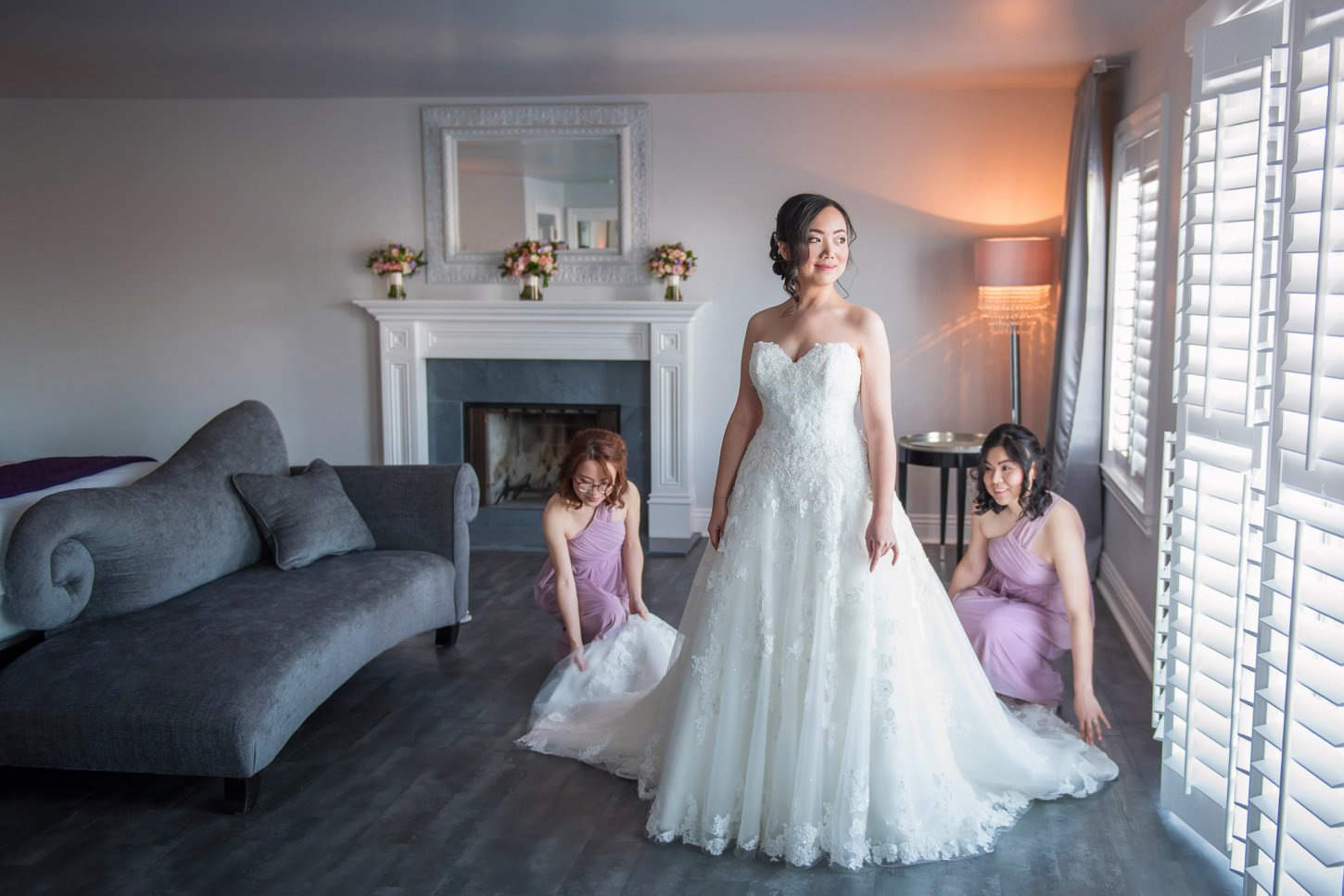 WHM_GlamFlashPhotography_2019_bride bridesmaids suite Willow Heights Mansion
