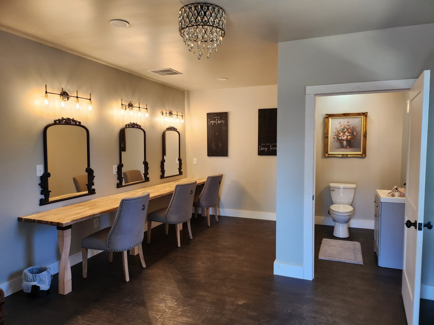 Southern Grace Bridesmaids Room Southern Grace Event Center