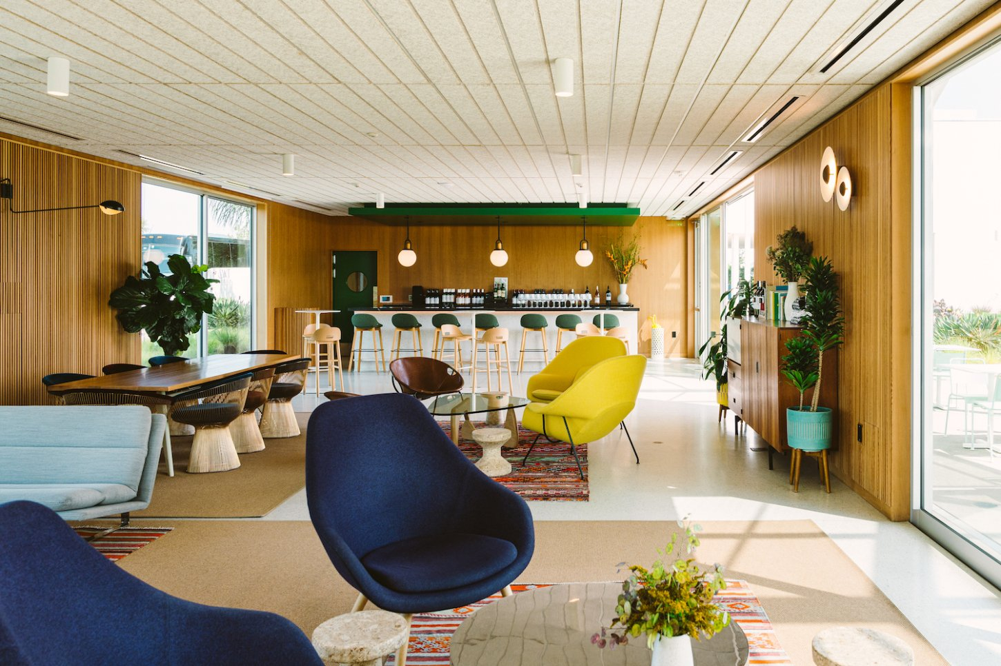 VR 2 Ashes & Diamonds