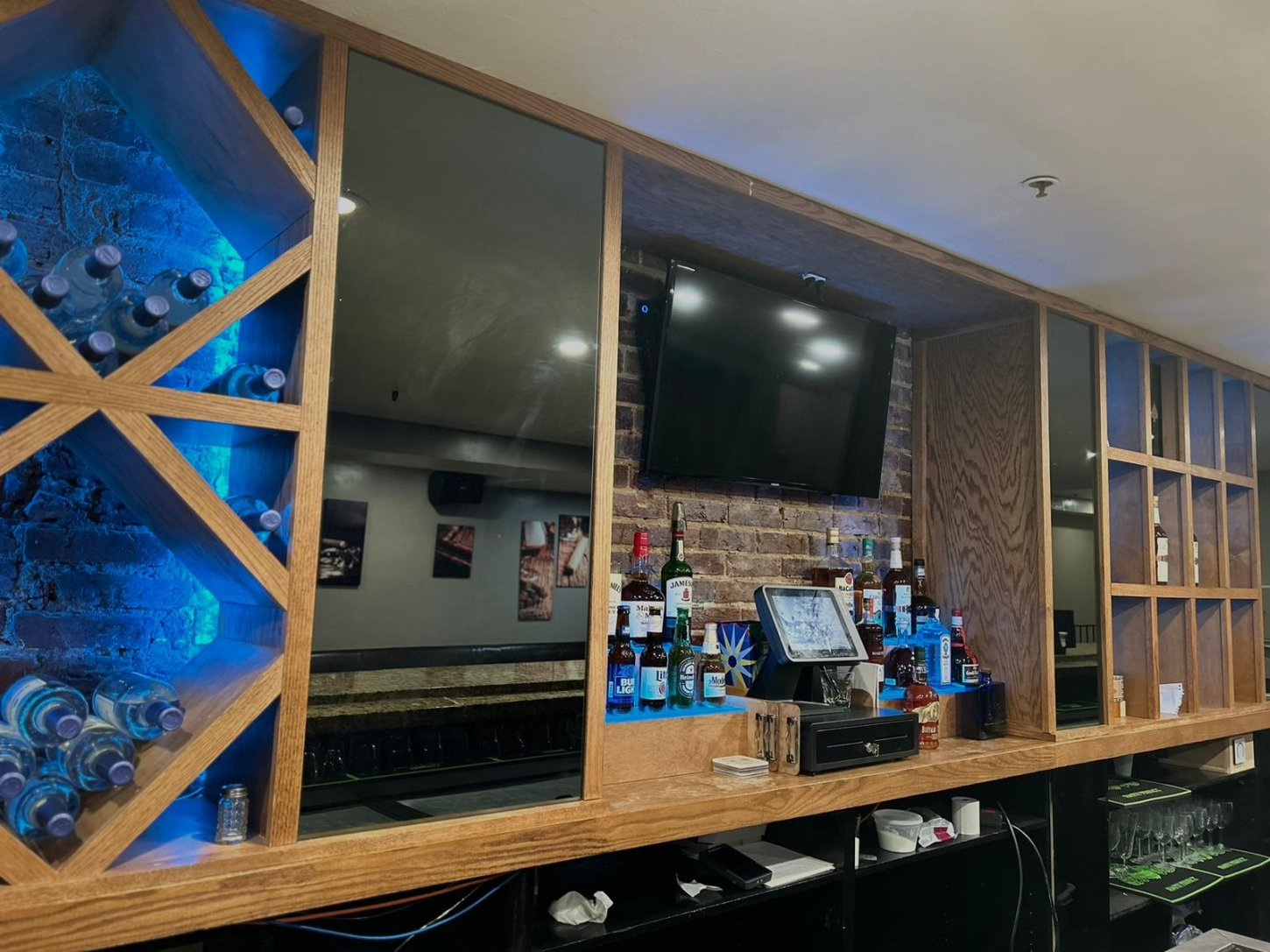 PHOTO-2023-05-25-14-24-08-2 ozio restaurant