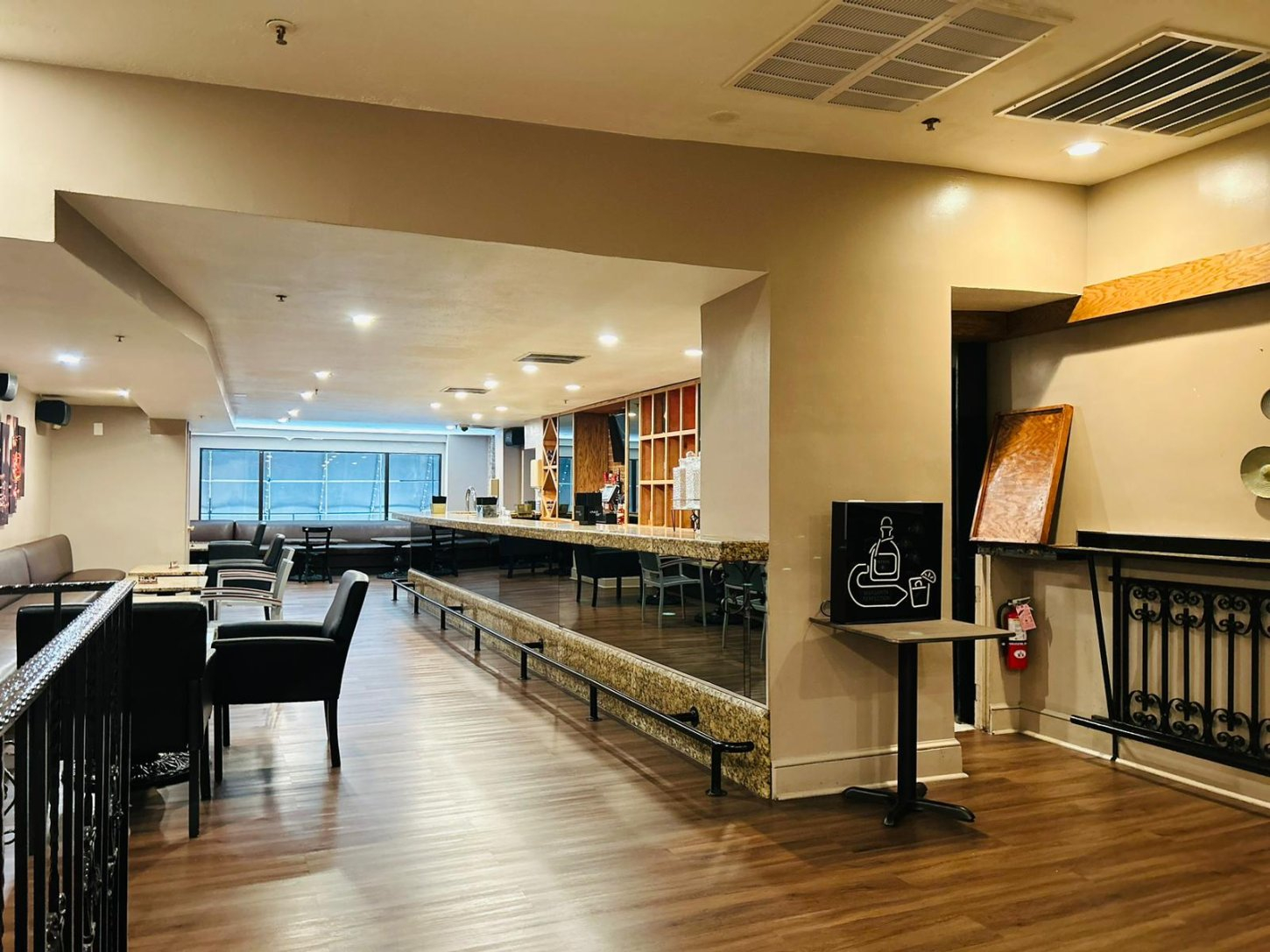 PHOTO-2023-05-25-14-24-08 ozio restaurant