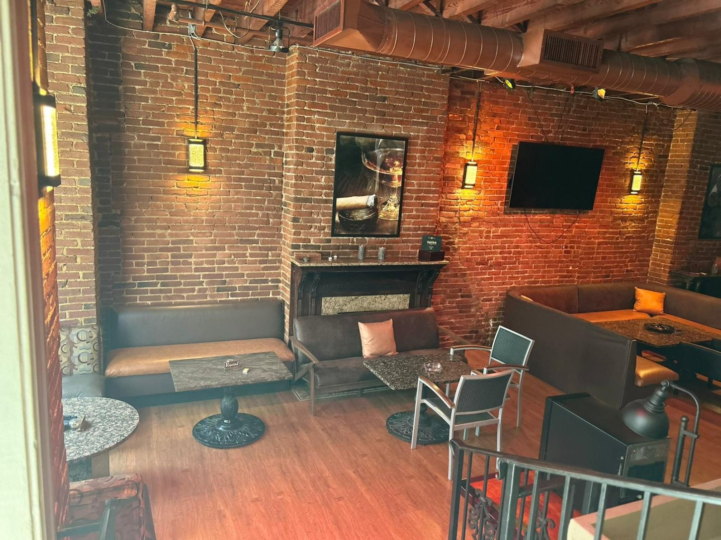 PHOTO-2023-05-25-14-24-09-3 ozio restaurant