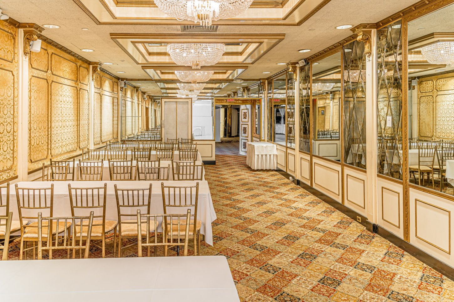 1I8A6774 Astoria World Manor