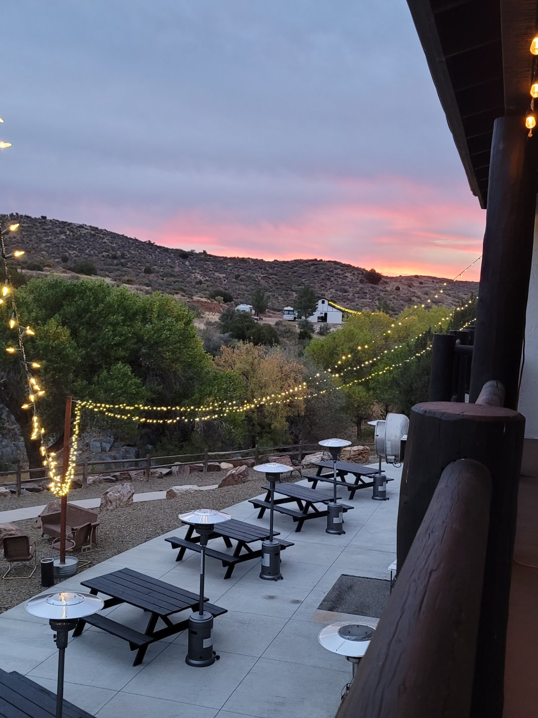 Back Patio The Creekside Lodge and Cabins