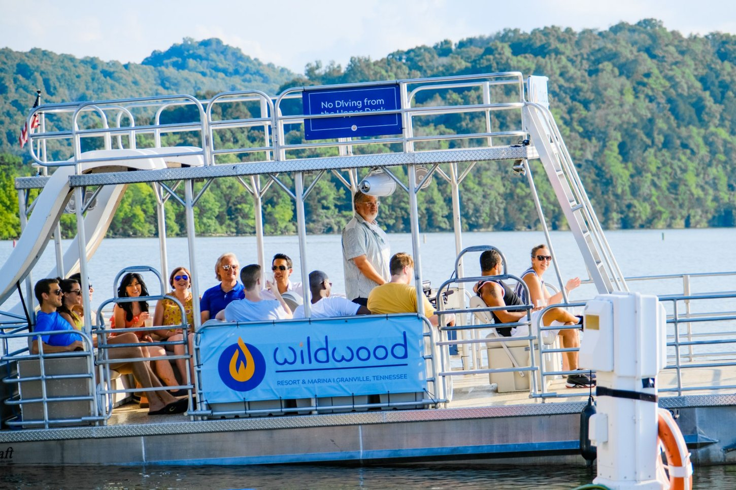 pontoon-wildwood - Copy Wildwood Resort & Marina