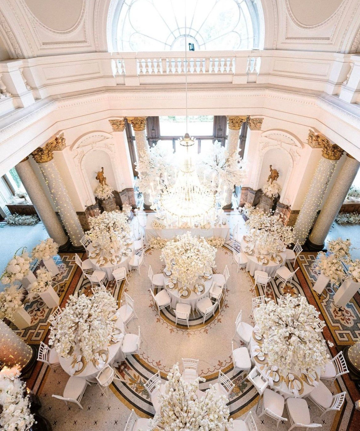 kisu2 STELLA RHENI | The Luxury Estate