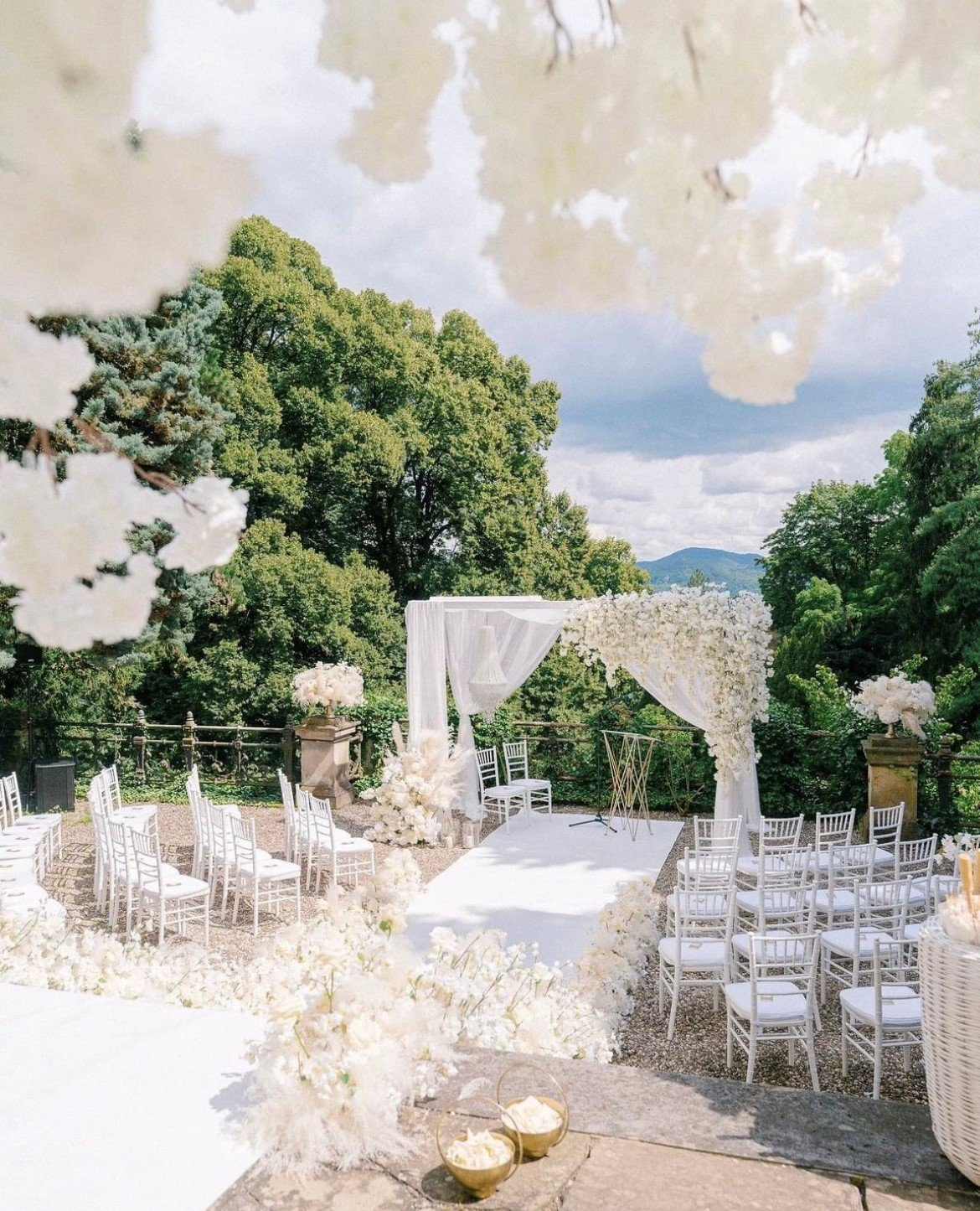 kisu45 STELLA RHENI | The Luxury Estate